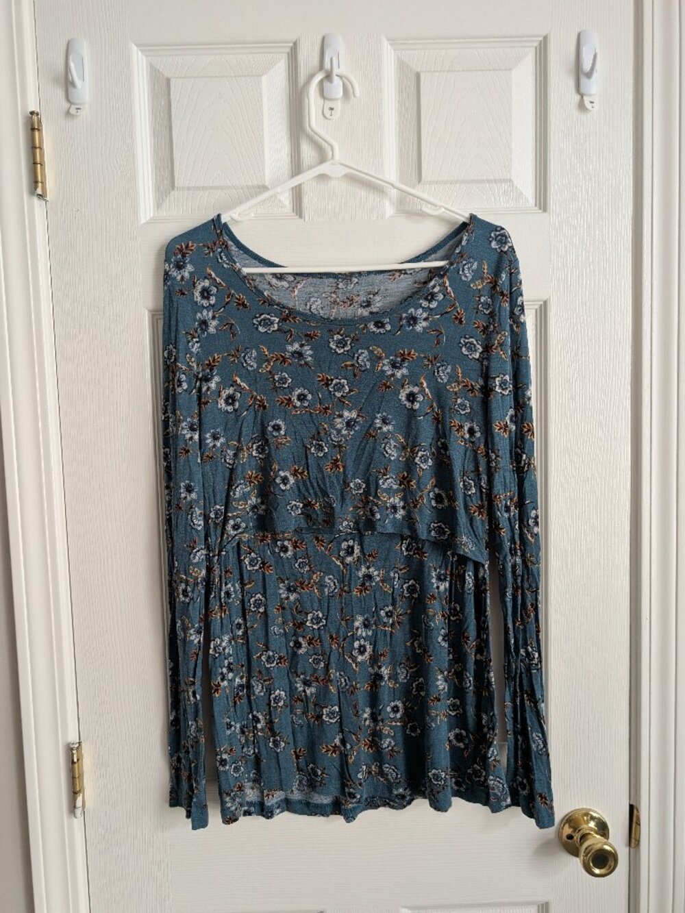 Latched Mama - Long Sleeve Teal Top